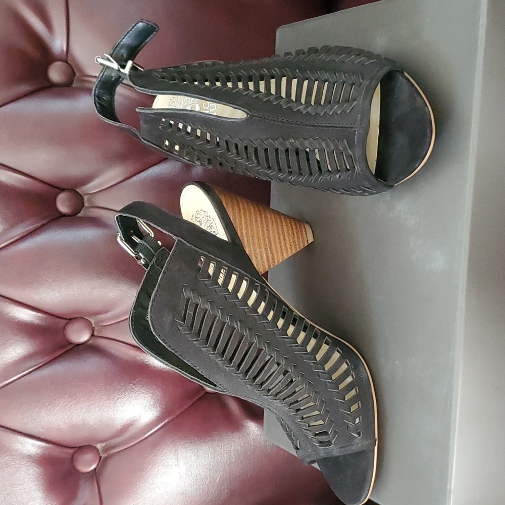 VINCE CAMUTO WOMEN'S LEATHER UPPER SUEDE BLACK HEELS SHOES SANDALS SIZE 6M new